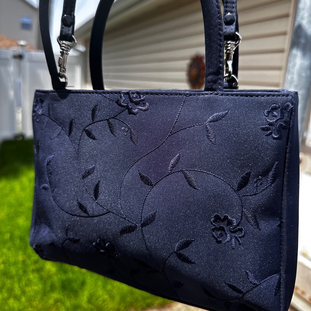 Amanda Smith Blue Vintage Embroidered Evening Bag